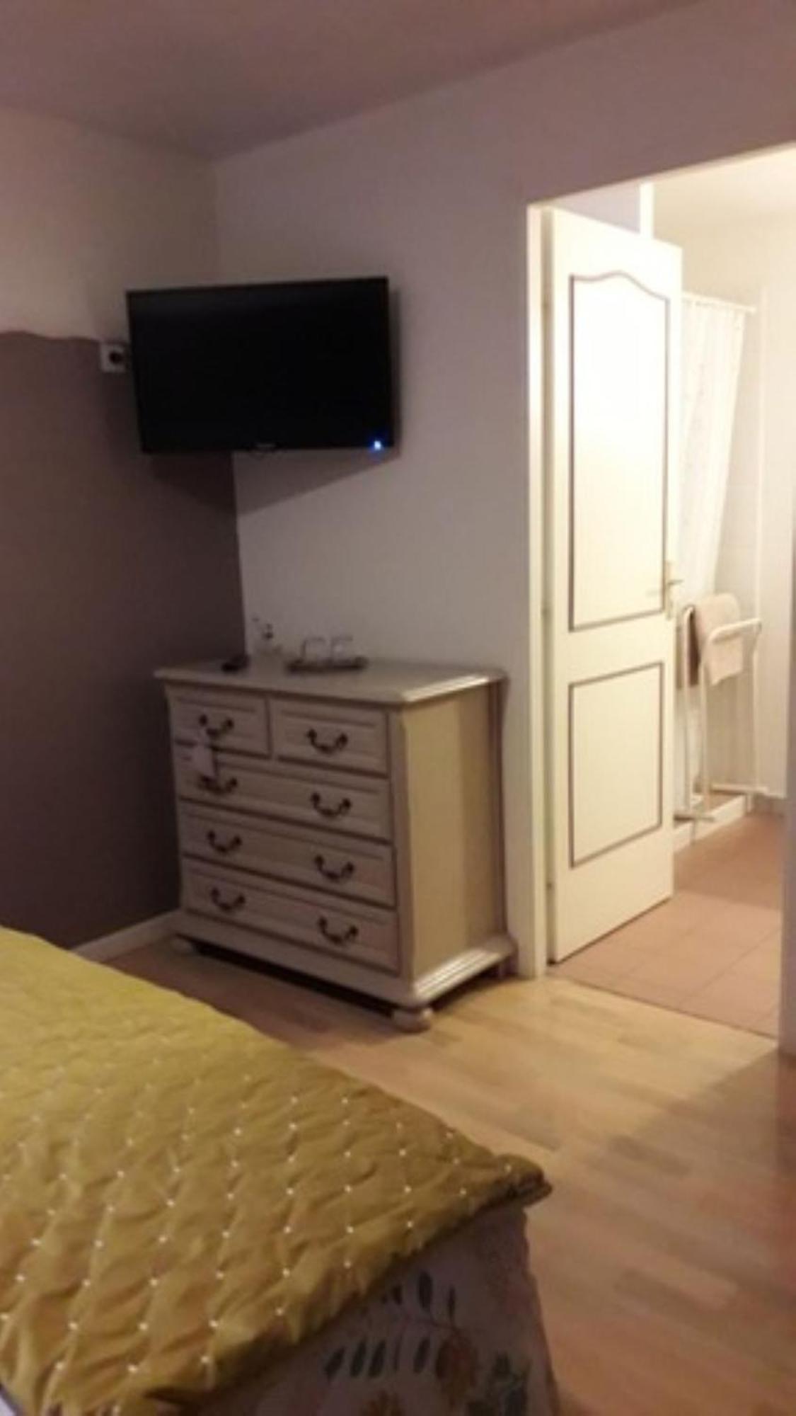 Chambres D'Hotes Hebergement F.Mathieu Saint-Maurice-sur-Moselle Ngoại thất bức ảnh